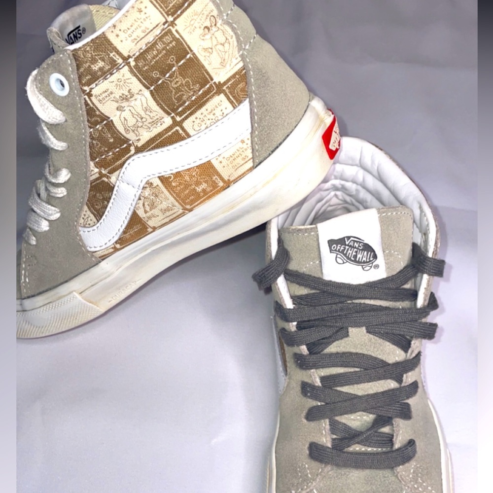 EUC- PopCush Vans Sneakers
